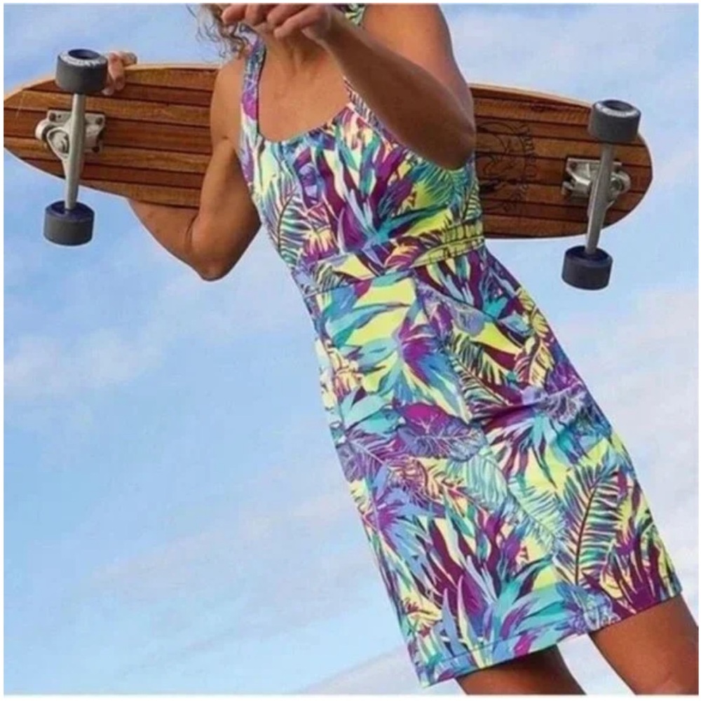 TITLE NINE Nimblene Trouble Tropical Floral Athletic Tennis Golf Dress 2